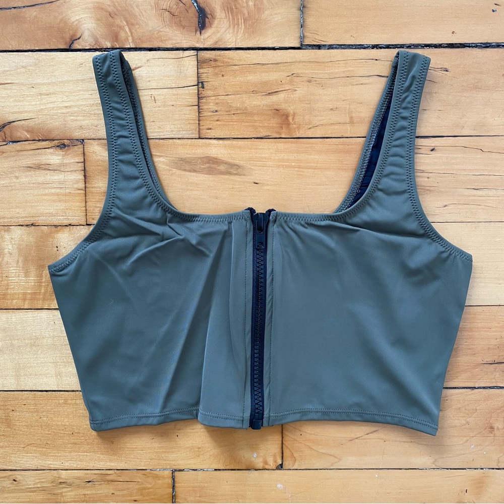 🫒 NWT Solid & Striped Olive Zip Bikini Top - Size Large